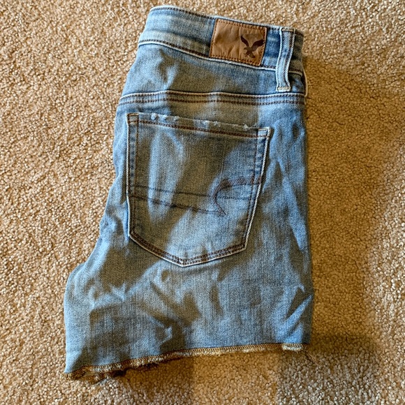 American Eagle Jean short - Picture 1 of 5